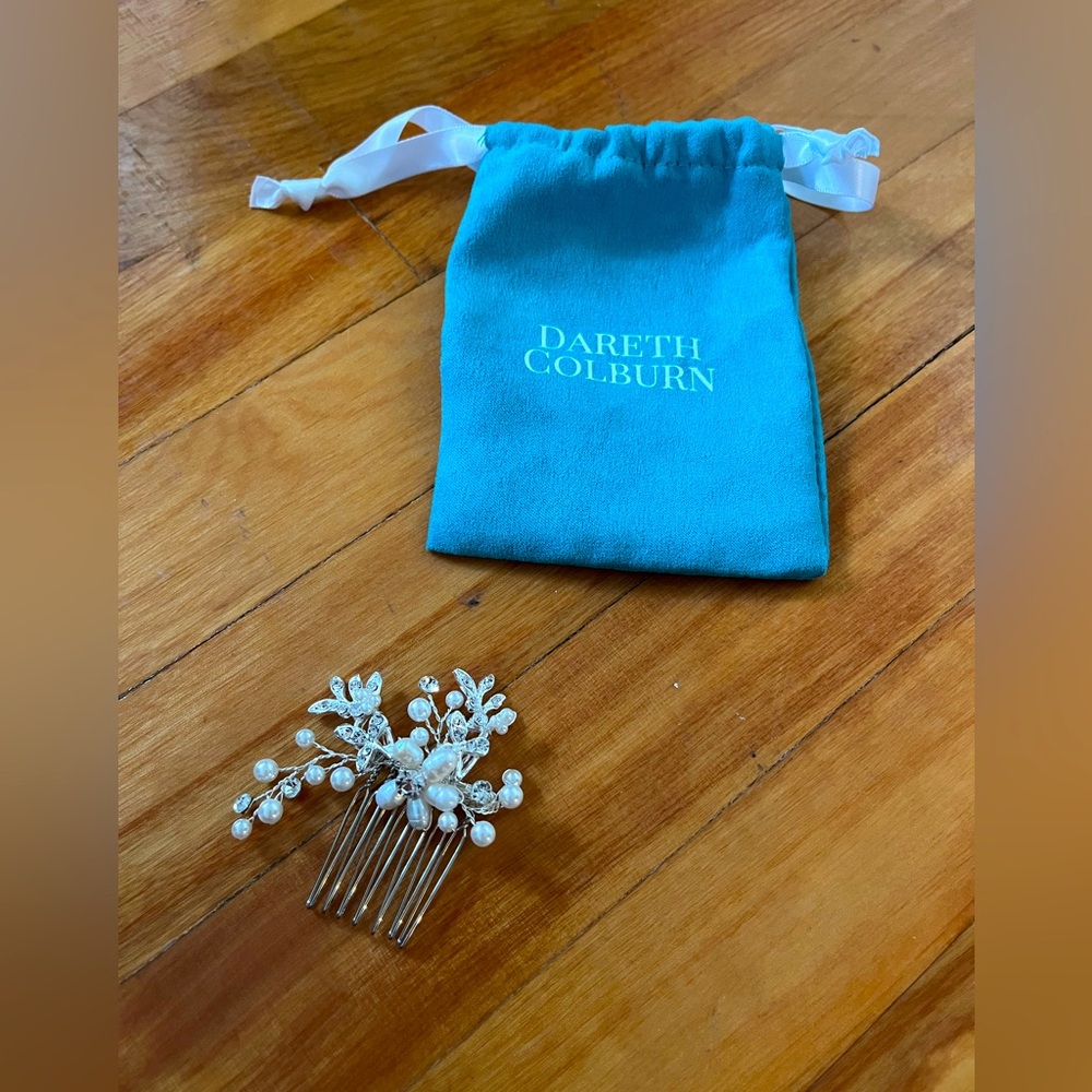 Bridal Hair Comb - Dareth Colburn
